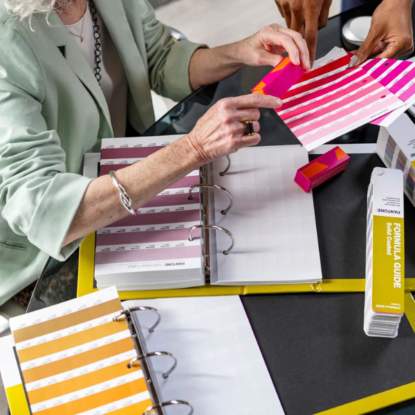 Pantone Solid Set